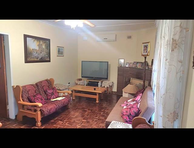 4 BEDROOM HOUSE FOR SALE IN RAISETHORPE